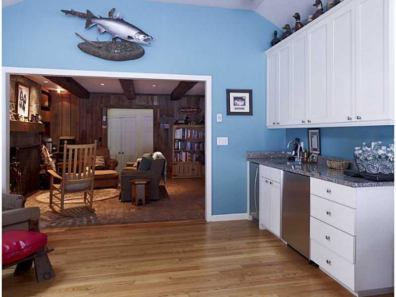 2 Fox Hill Road Cape Elizabeth, ME 04107 - Photo 10 of 34 Den/Family/Great Room. Great Room