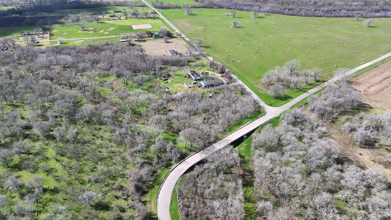 Tbd Garrett Road Brookshire, TX 77423 - Photo 4 of 7 a view of a yard with wooden fence