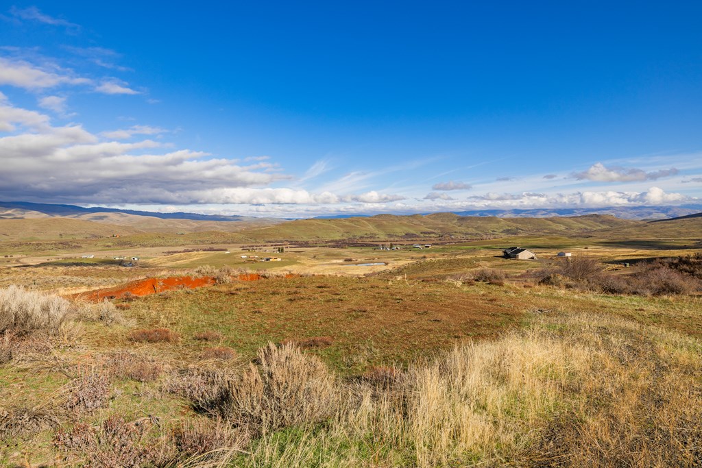 L45 Goodrich Road Council, ID 83612 - Photo 4 of 40