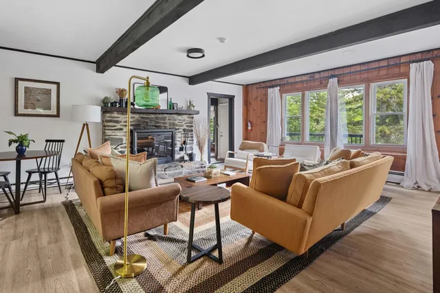 $859,000 | 11 Waldwinkle Road, West Dover, VT 05356