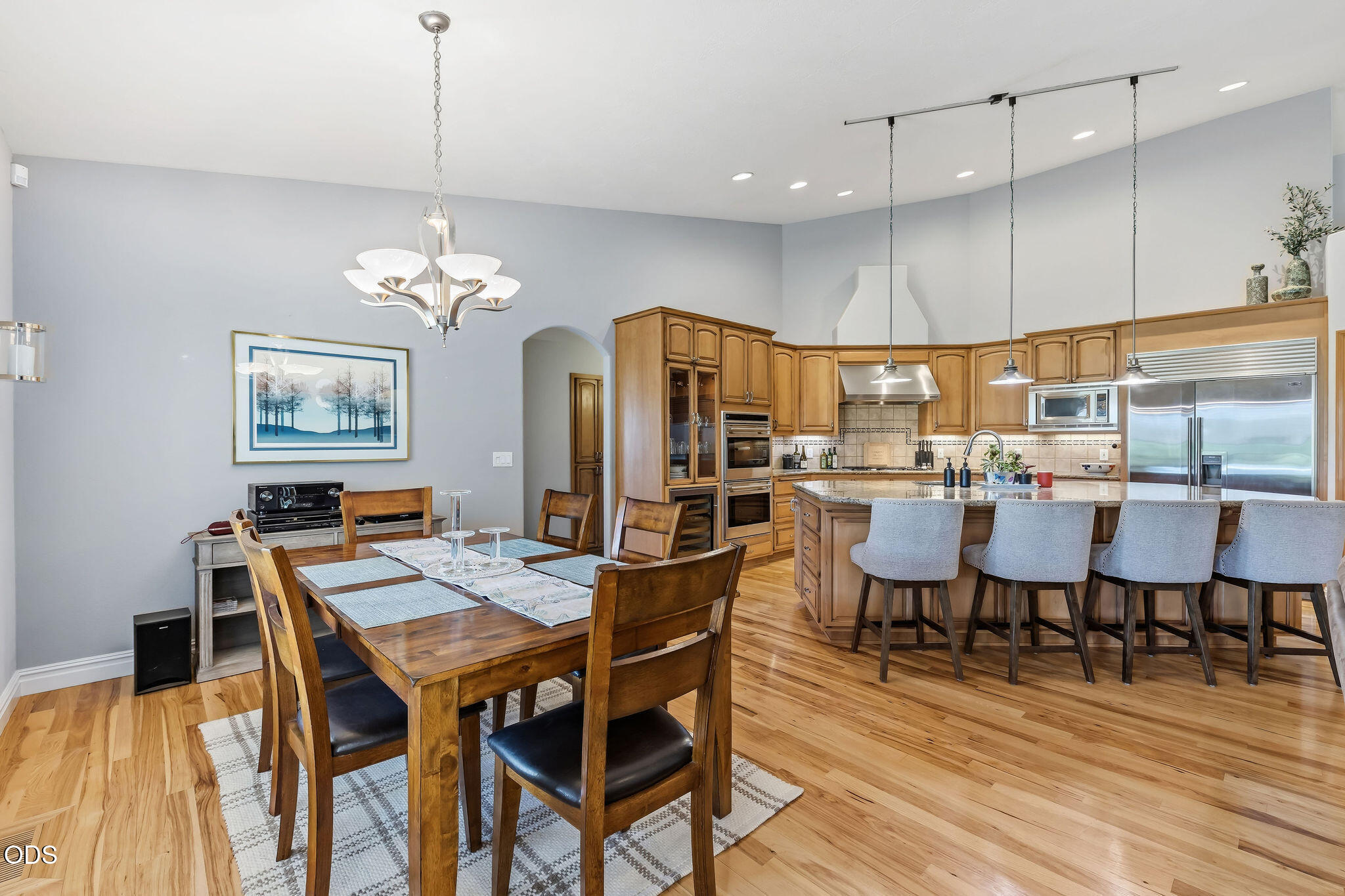 1085 Oak Grove Court Eagle Point, OR 97524 - Photo 16 of 70