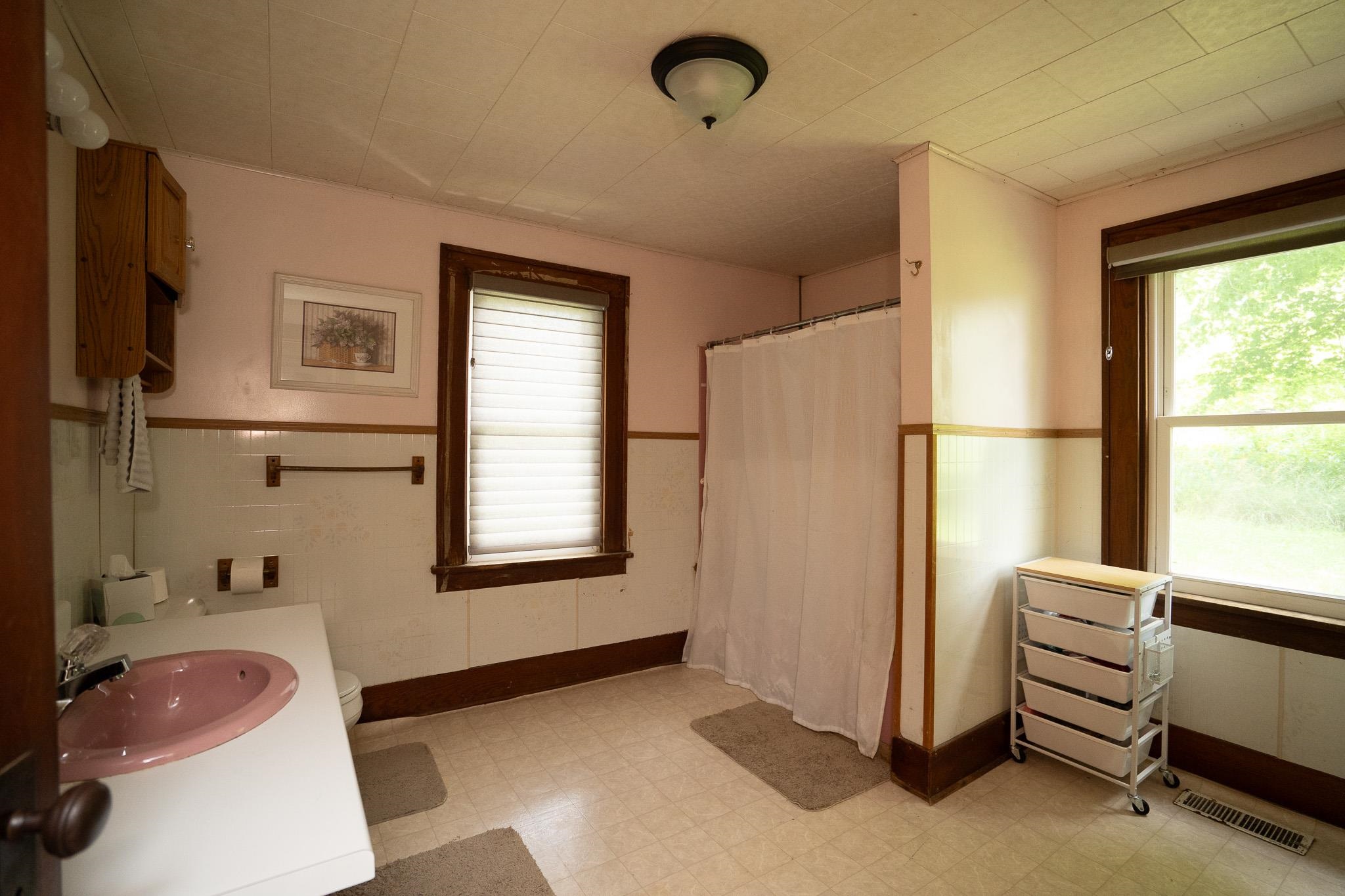 13338 Dobbs Road Darlington, WI 53530 - Photo 17 of 30