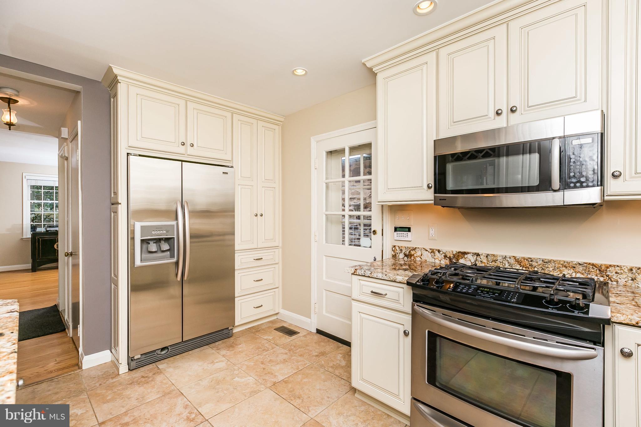 110 Croydon Road Baltimore, MD 21212 - Photo 10 of 30 Kitchen