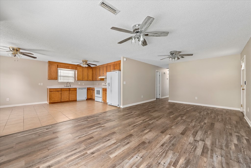 711 Dutch Street Dothan, AL 36301 - Photo 9 of 25