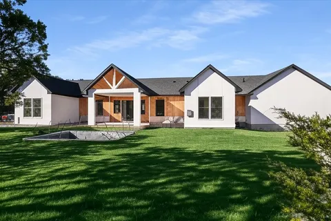 $775,000 | 54 War Bonnet, Wimberley, TX 78676