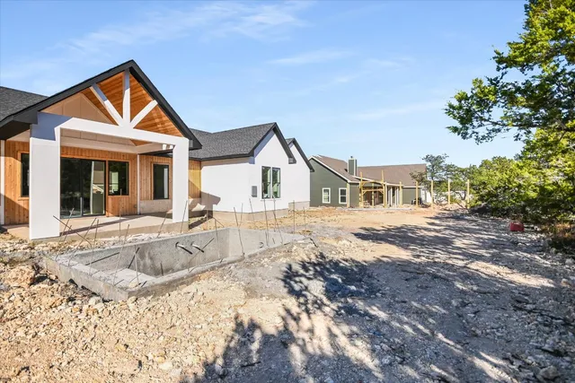 $775,000 | 54 War Bonnet, Wimberley, TX 78676