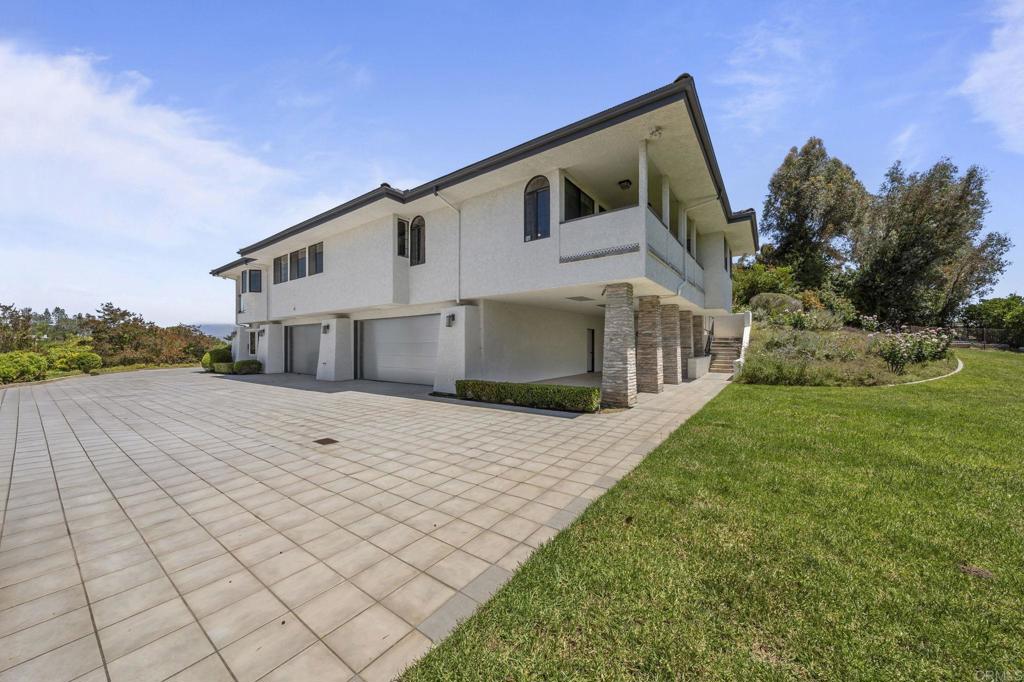 19 Gateview Drive Fallbrook, CA 92028 - Photo 11 of 76