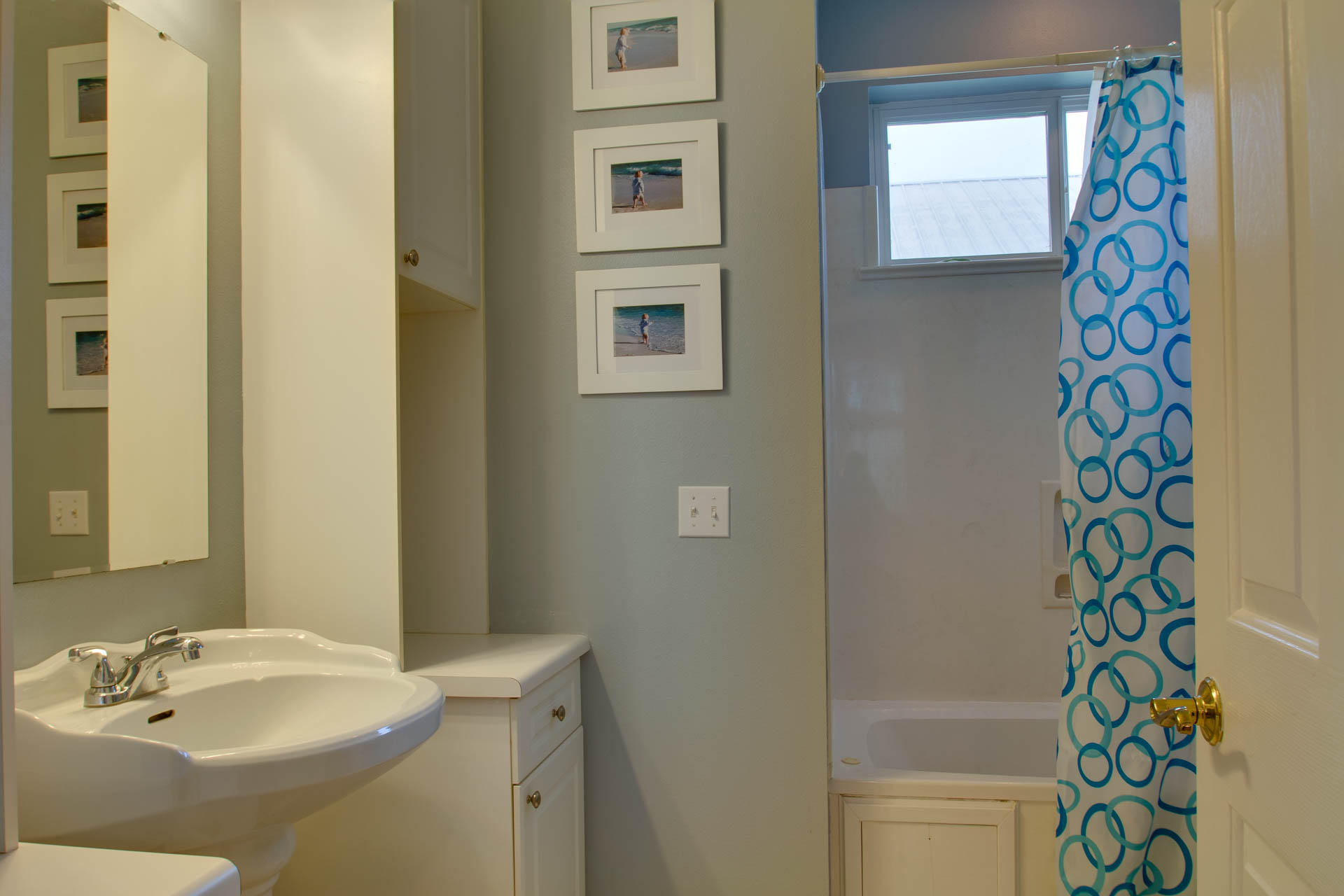 27 Redfish Circle Santa Rosa Beach, FL 32459 - Photo 14 of 28 Master-Bathroom-2nd-Floor-01