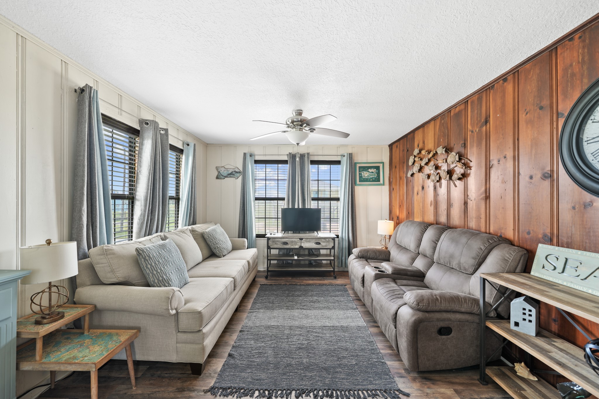 714 Caisson Street Surfside Beach, TX 77541 - Photo 8 of 33