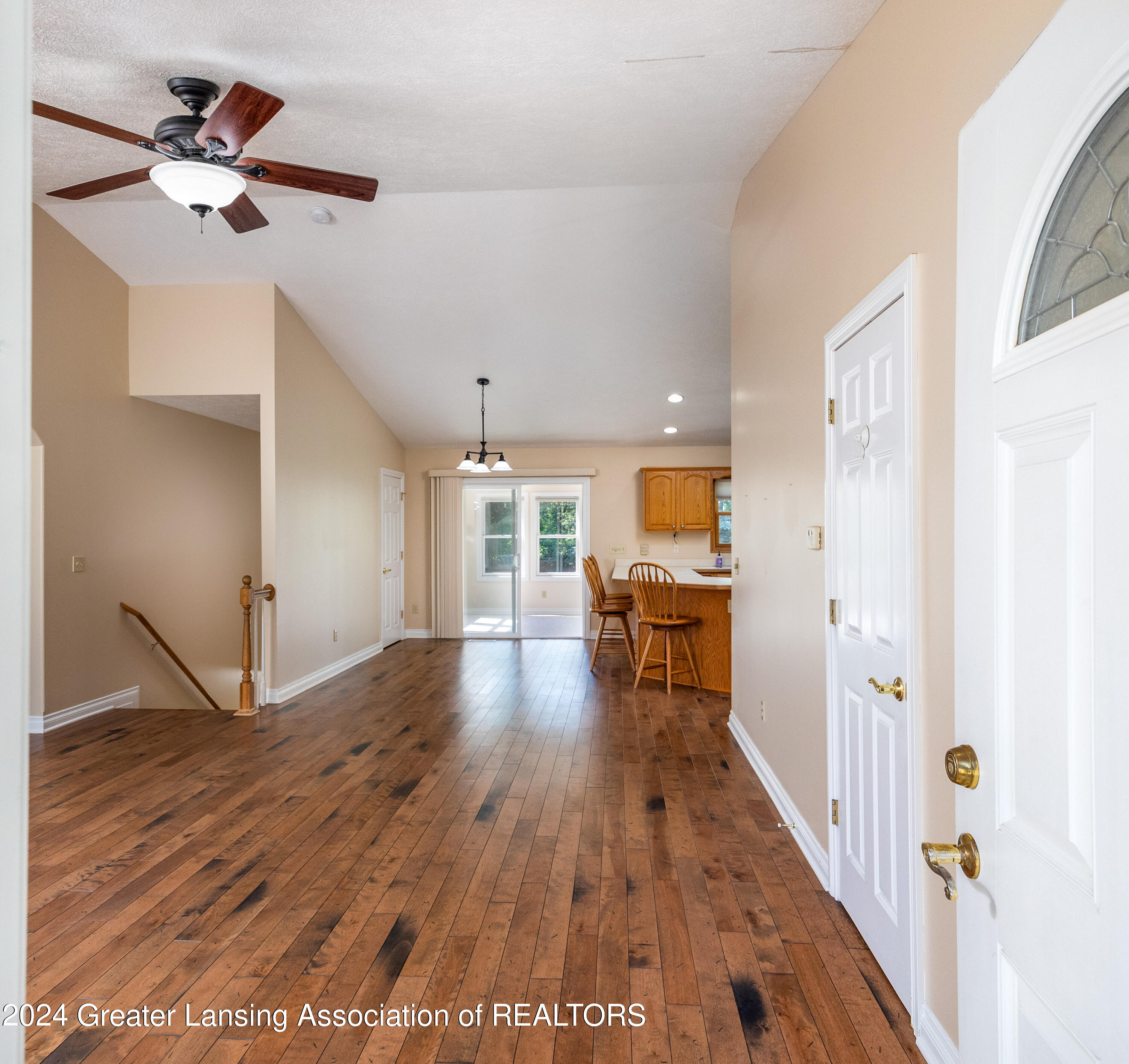 6450 Coleman Road East Lansing, MI 48823 - Photo 9 of 34 Living Room