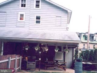 695 Mountain View Road Reading, PA 19607 - Photo 2 of 6