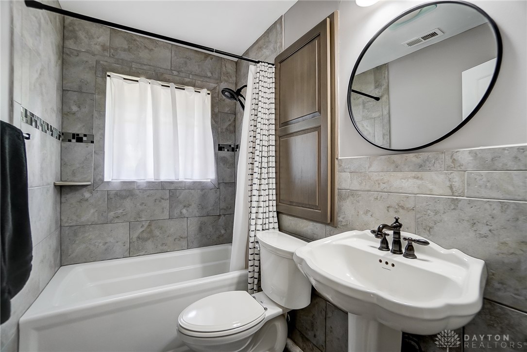 4262 Maxlin Road Dayton, OH 45429 - Photo 26 of 36 Gallery Image 26