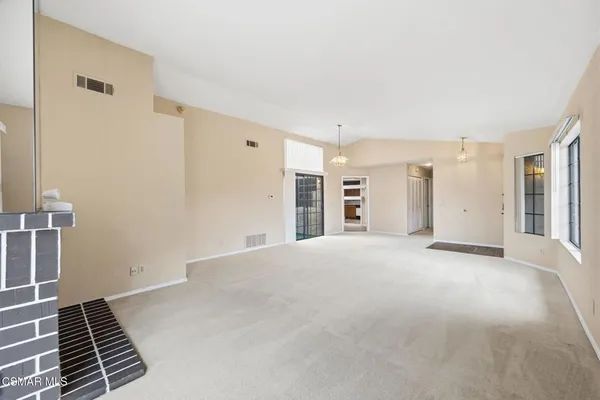 $819,999 | 802 Congressional Road, Simi Valley, CA 93065