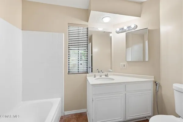 $819,999 | 802 Congressional Road, Simi Valley, CA 93065