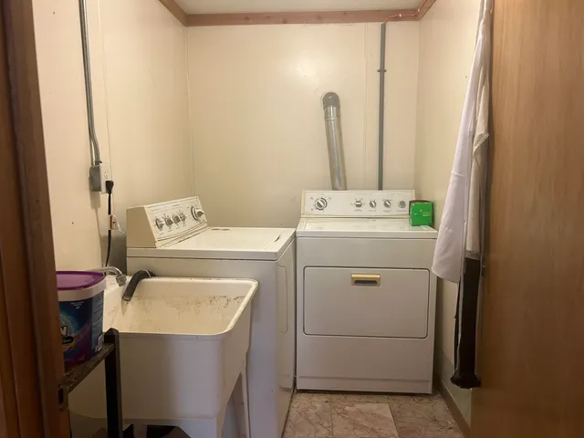 $349,000 | 807 South Main Street, Viroqua, WI 54665