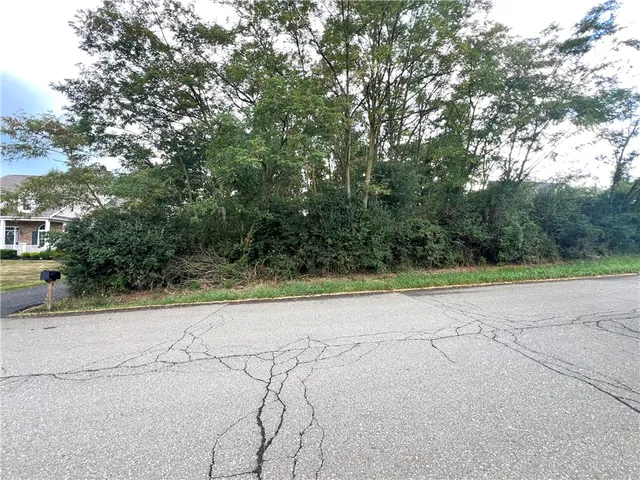 $39,900 | 217 Lancelot Drive, Horseheads, NY 14903