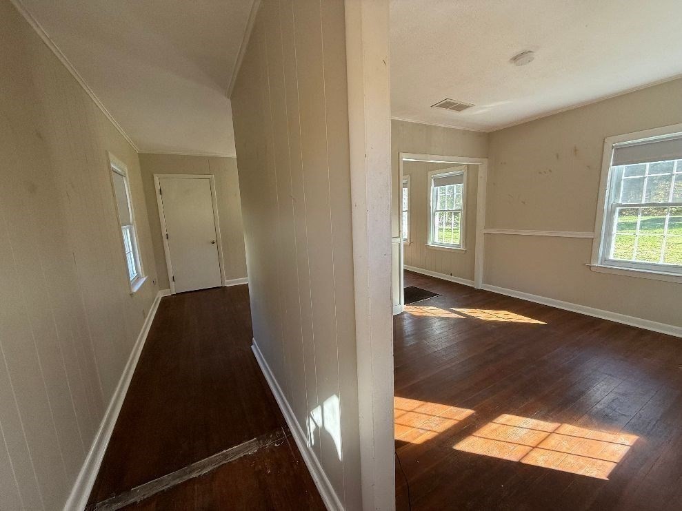 366-0 Pike Avenue Attleboro, MA 02703 - Photo 6 of 27 a view of a hallway