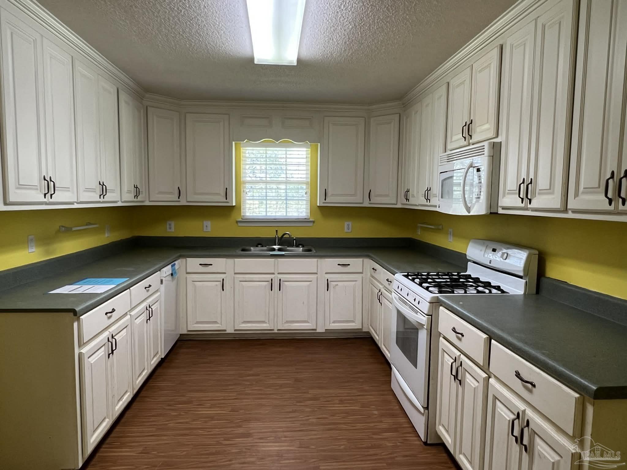 124 South Canoe Road Atmore, AL 36502 - Photo 4 of 11 Gallery Image 4