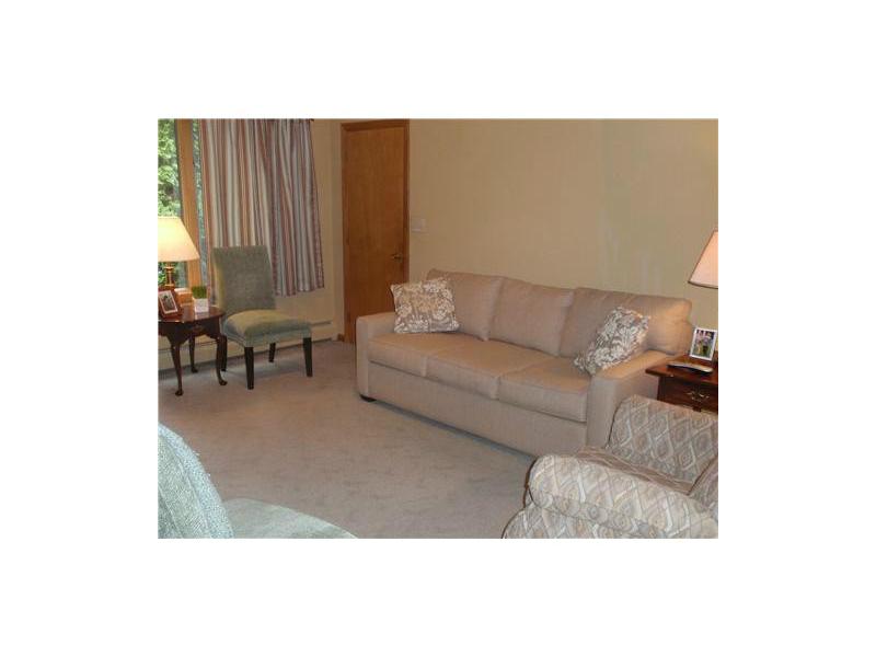 43 Sage Drive Cranston, RI 02921 - Photo 9 of 16 Living Room.