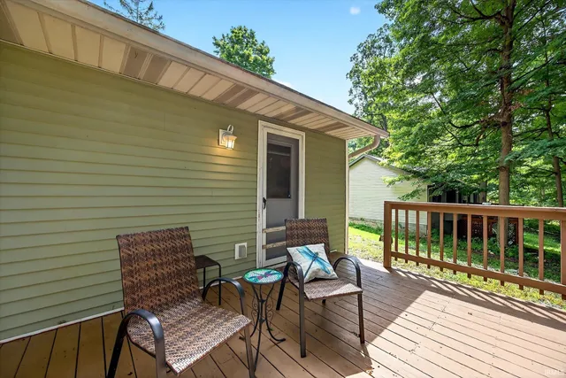 $260,000 | 6161 North Shelly Drive, Ellettsville, IN 47429