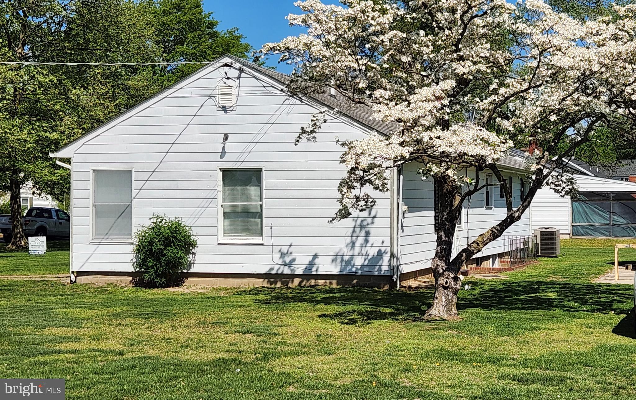 306 Sunrise Avenue Ridgely, MD 21660 - Photo 3 of 13