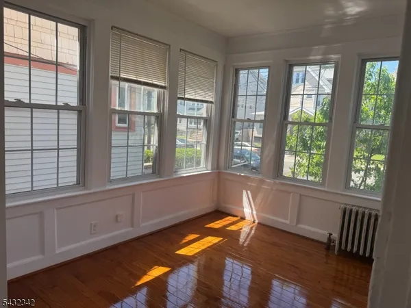 $2,300 | 214-216 Osborne Terrace, Newark, NJ 07112