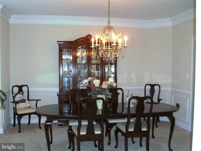 13920 Bromfield Road Germantown, MD 20874 - Photo 11 of 28 Dining Area