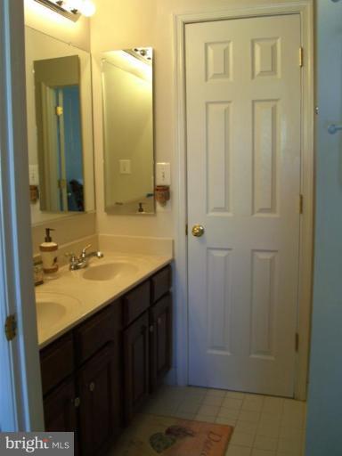 13920 Bromfield Road Germantown, MD 20874 - Photo 24 of 28 Bath #3
