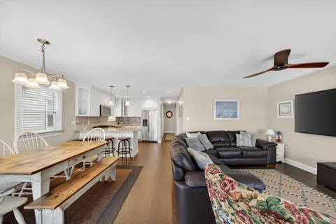 a view of an buildings