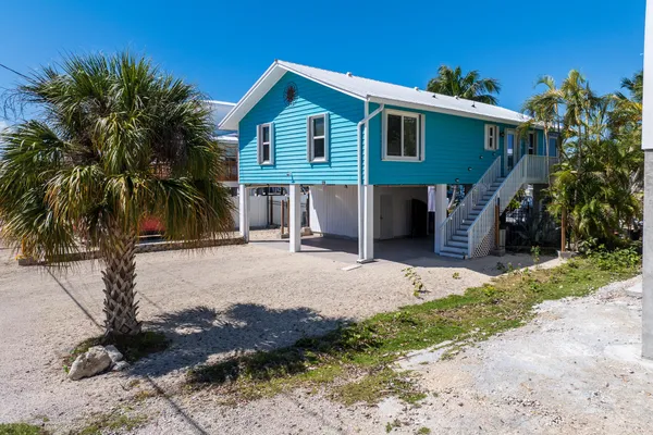 $850,000 | 3922 Gordon Road, Big Pine Key, FL 33043