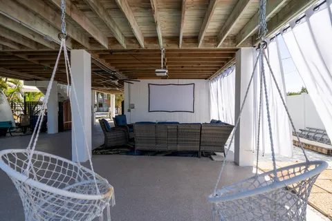 $850,000 | 3922 Gordon Road, Big Pine Key, FL 33043