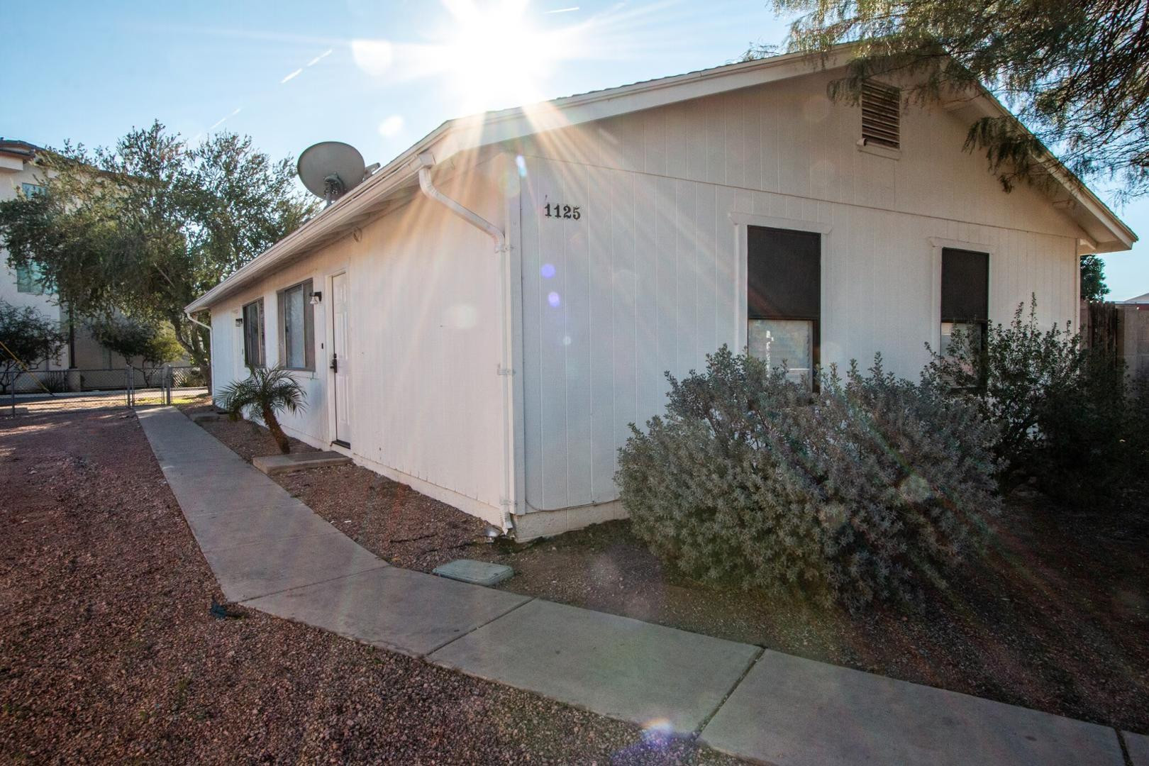 1125 North Oleander Street, Unit B Tempe, AZ 85288 - Photo 2 of 9 Photo #2