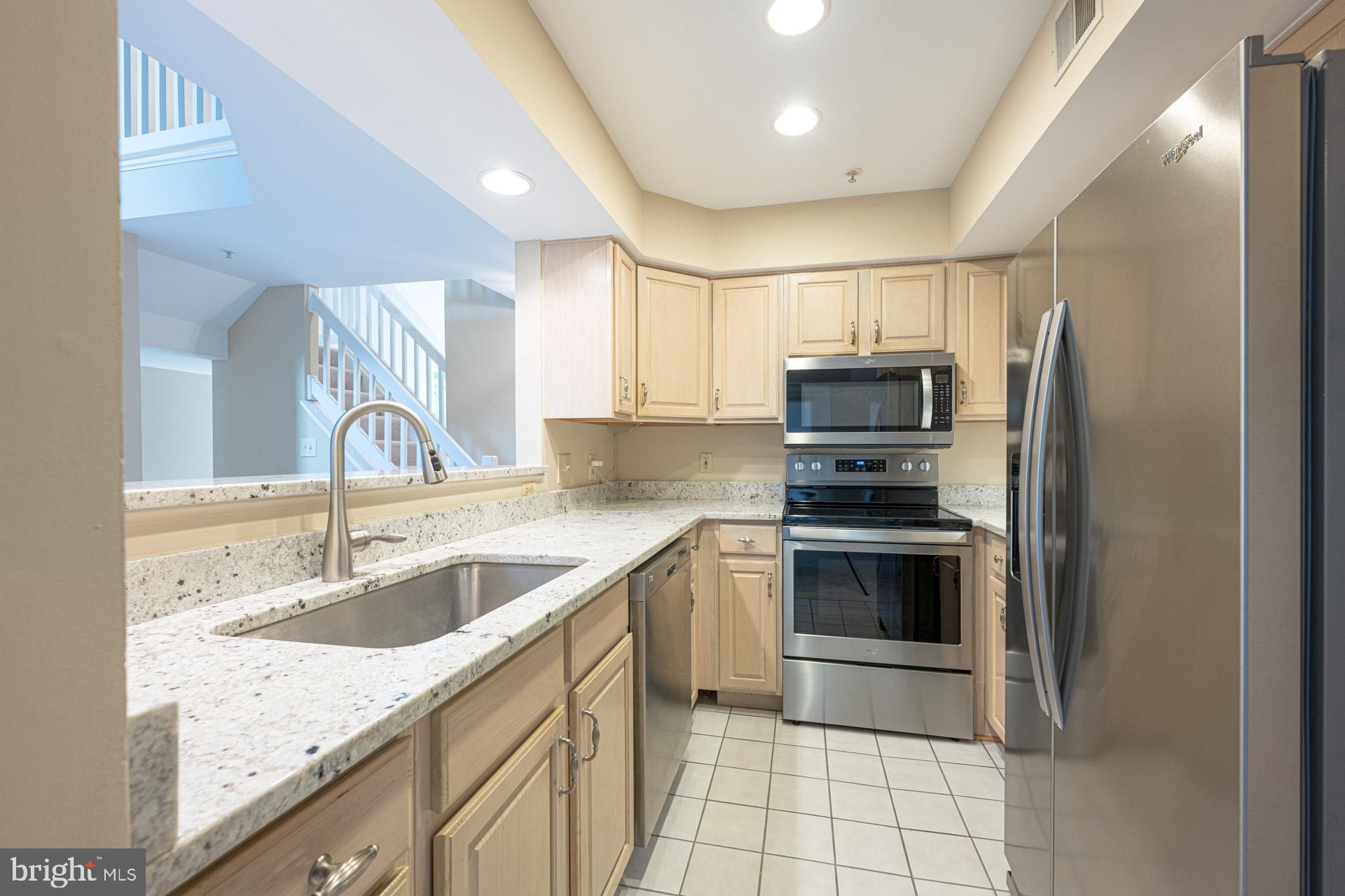 11316 Sundial Court, Unit 814 Reston, VA 20194 - Photo 14 of 30 Gallery Image 14