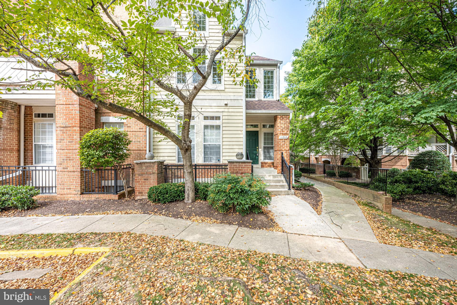 11316 Sundial Court, Unit 814 Reston, VA 20194 - Photo 2 of 30 Gallery Image 2