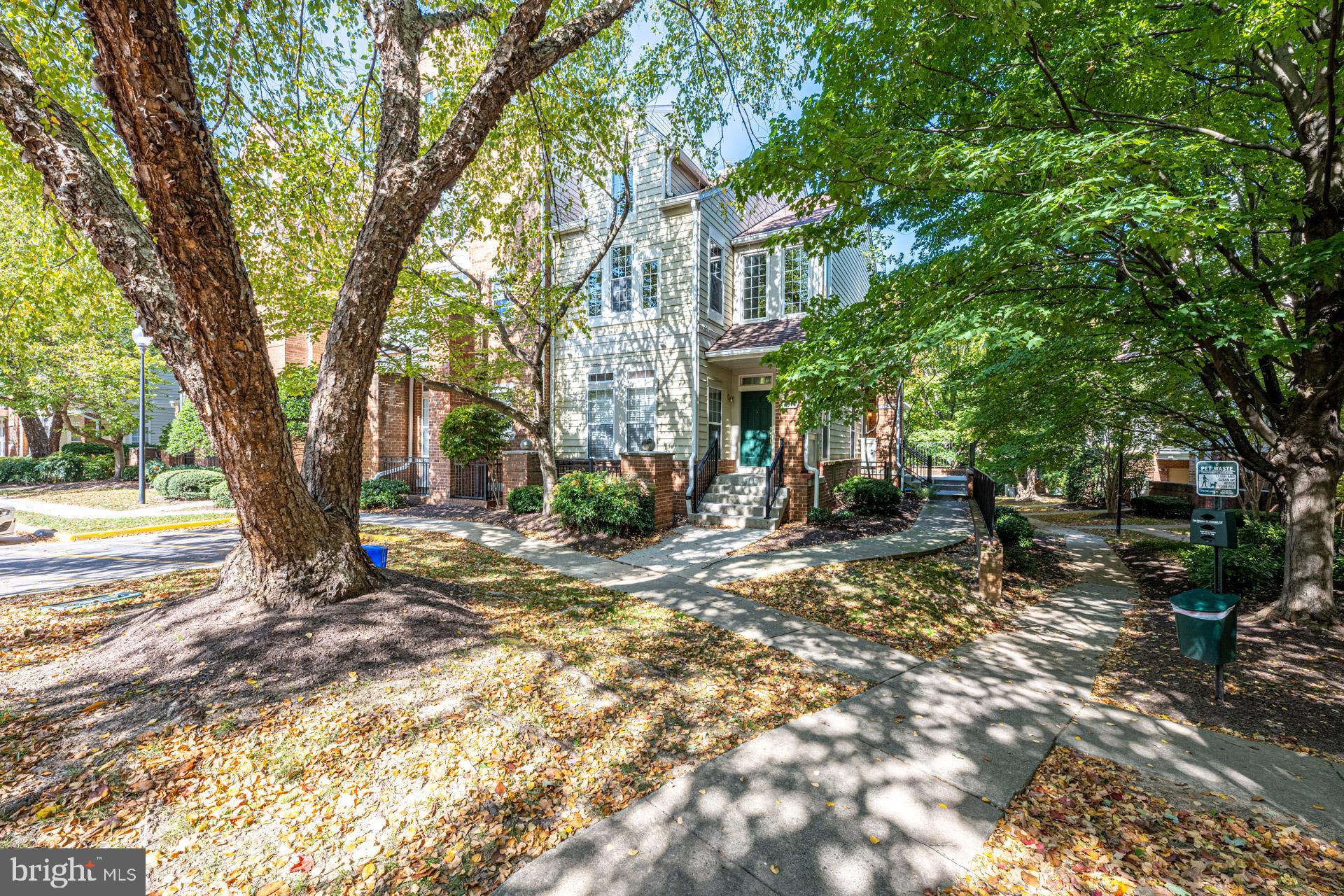 11316 Sundial Court, Unit 814 Reston, VA 20194 - Photo 6 of 30 Gallery Image 6