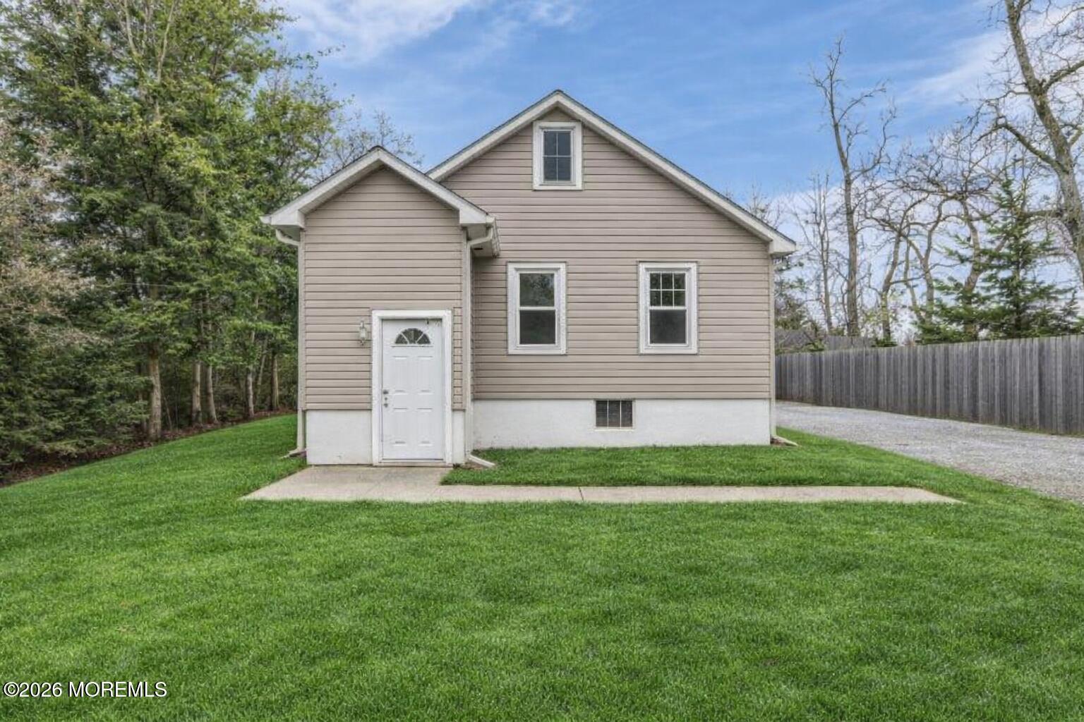 507 Adamston Road Brick, NJ 08723 - Photo 3 of 23 8e3af1fd-dfe6-4285-9f2e-06fc4a9fe2fe