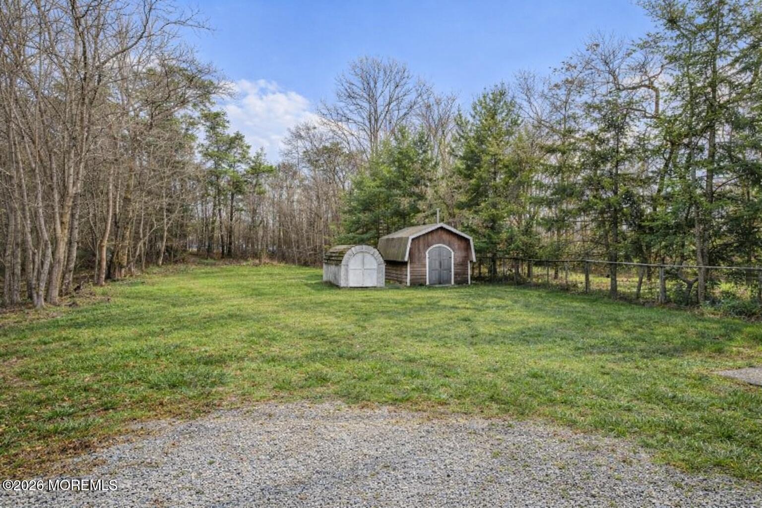 507 Adamston Road Brick, NJ 08723 - Photo 5 of 23 3fad9512-262c-469b-af9c-6e3ebd14bfc4