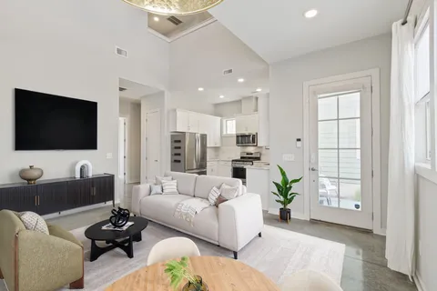 $470,000 | 1020 Treaty Oaks Drive, Nashville, TN 37209