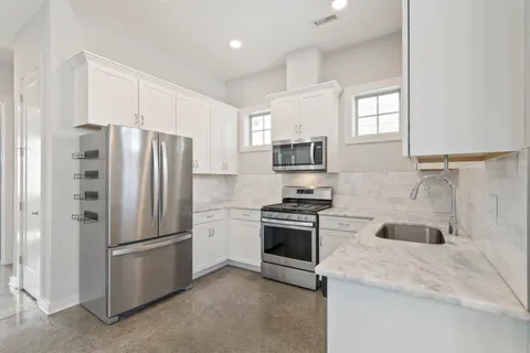 $470,000 | 1020 Treaty Oaks Drive, Nashville, TN 37209