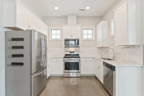 $470,000 | 1020 Treaty Oaks Drive, Nashville, TN 37209