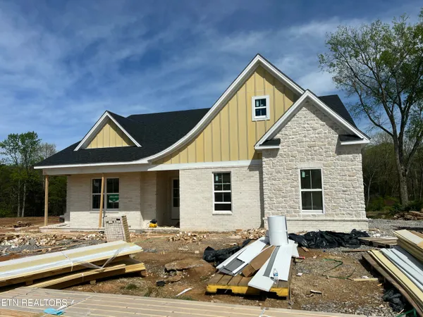 $795,700 | 212 Poppy Place, Lenoir City, TN 37772