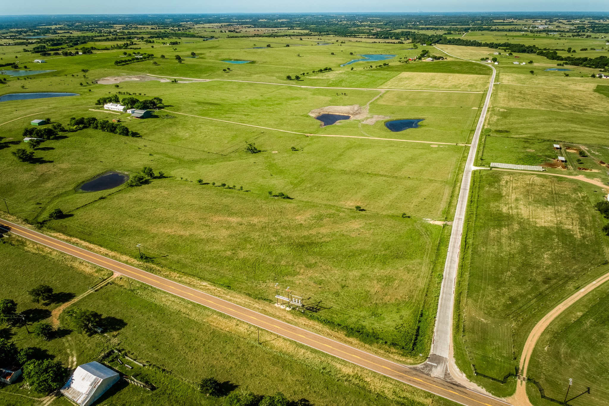 5005 Fuchs Road Burton, TX 77835 - Photo 4 of 8