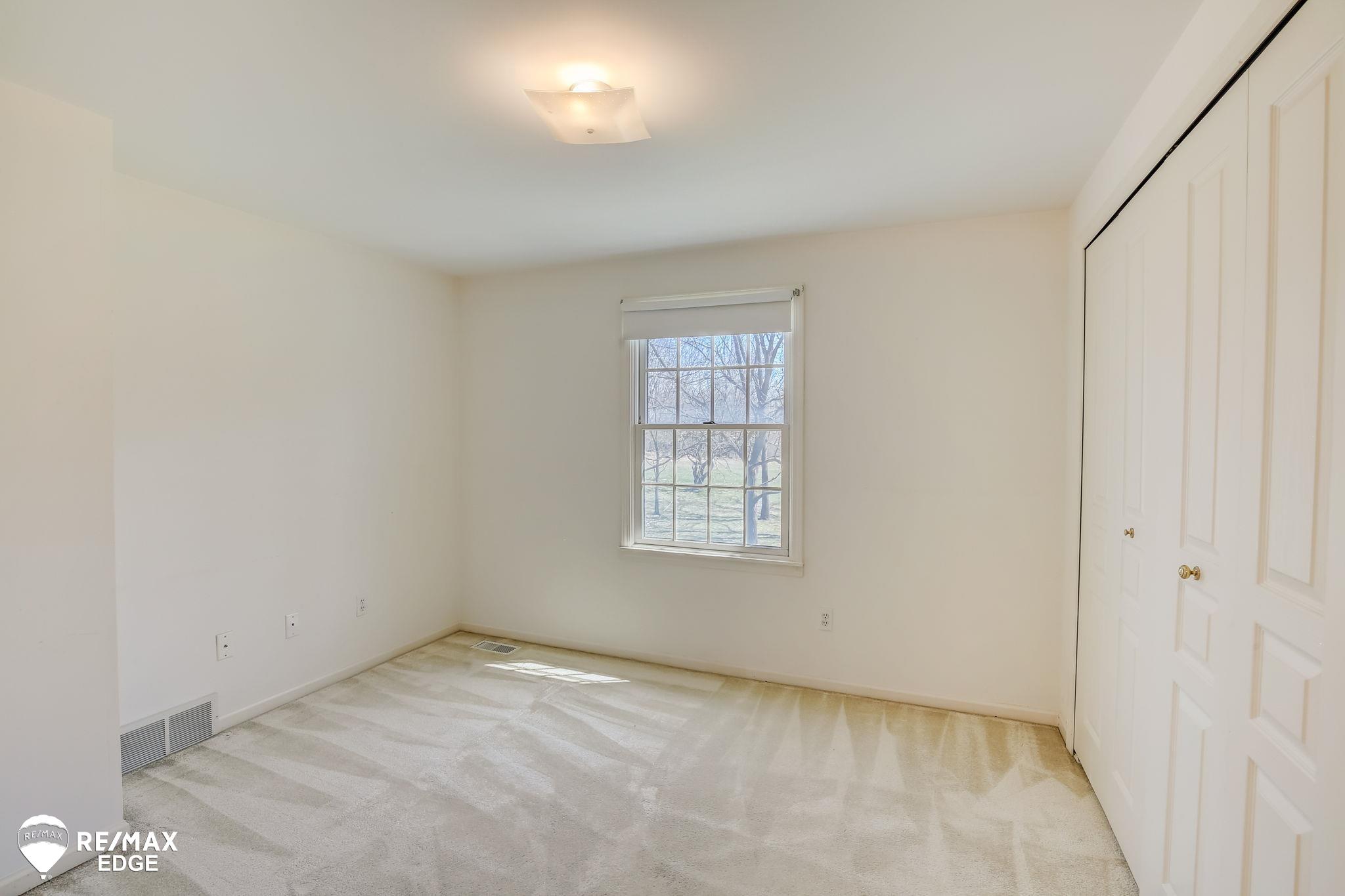 11080 Denton Hill Road Fenton, MI 48430 - Photo 27 of 59 50138445-841bfdc7-6360-4b5d-9cd0-39ae957ab5f9.JPG