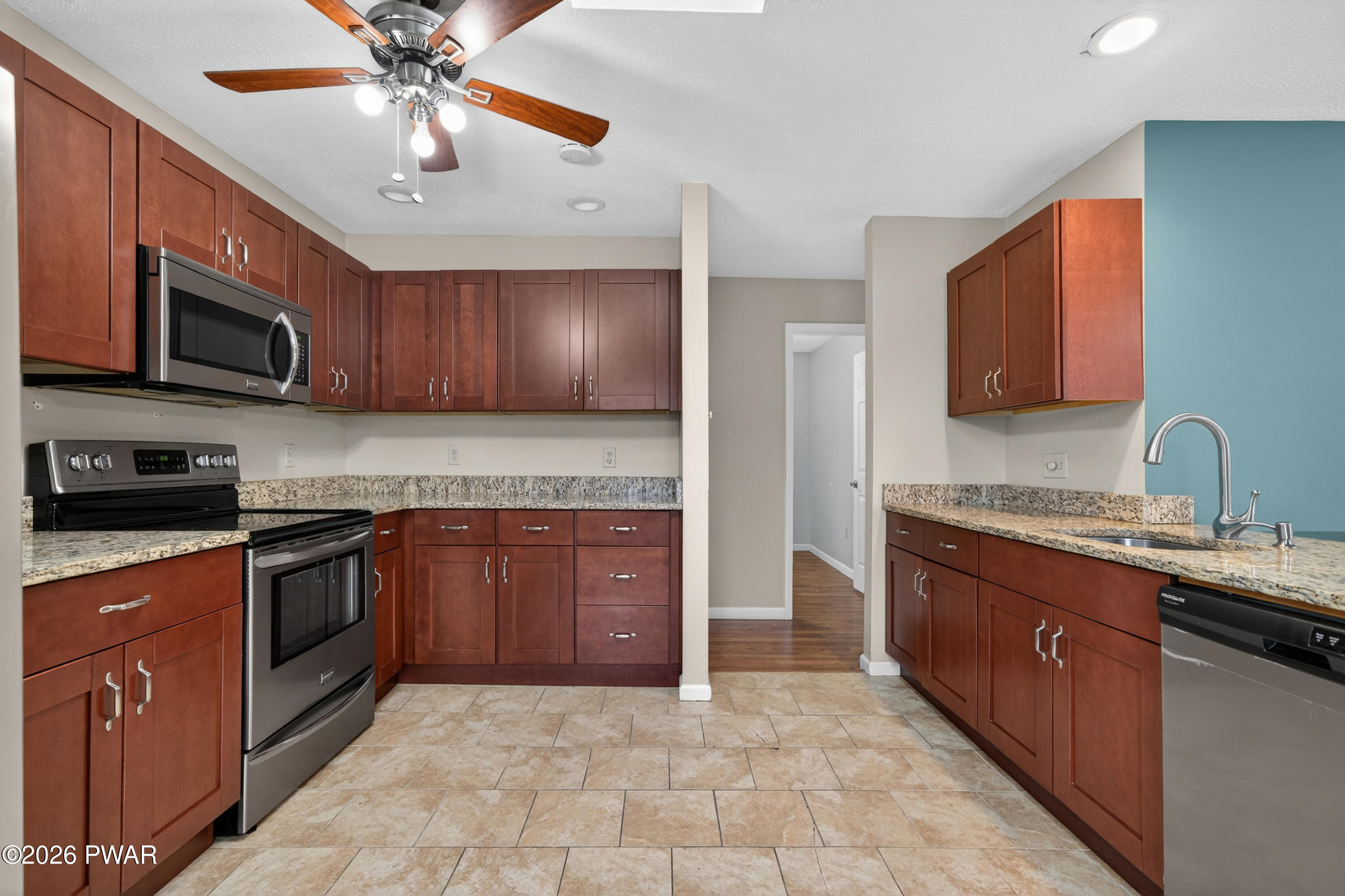 163 Radcliff Road Bushkill, PA 18324 - Photo 20 of 46