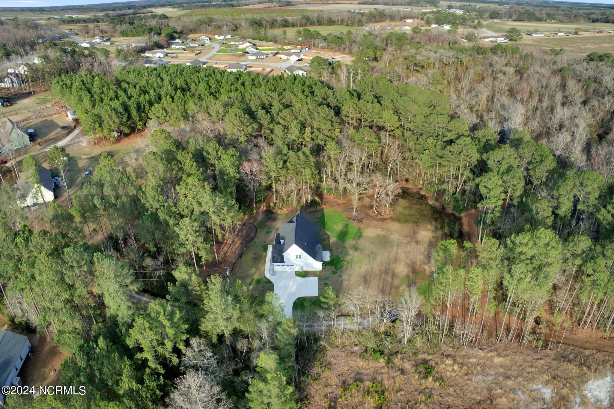 173 Baysden Road Chinquapin, NC 28521 - Photo 32 of 41 DJI_0323