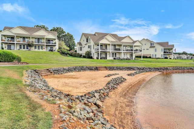$1,150,000 | 355 Haley Scott Drive, Union Hall, VA 24176
