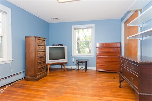 11 Stony Brook Road Arlington, MA 02476 - Photo 13 of 16 Gallery Image 13