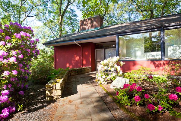 11 Stony Brook Road Arlington, MA 02476 - Photo 2 of 16 Gallery Image 2