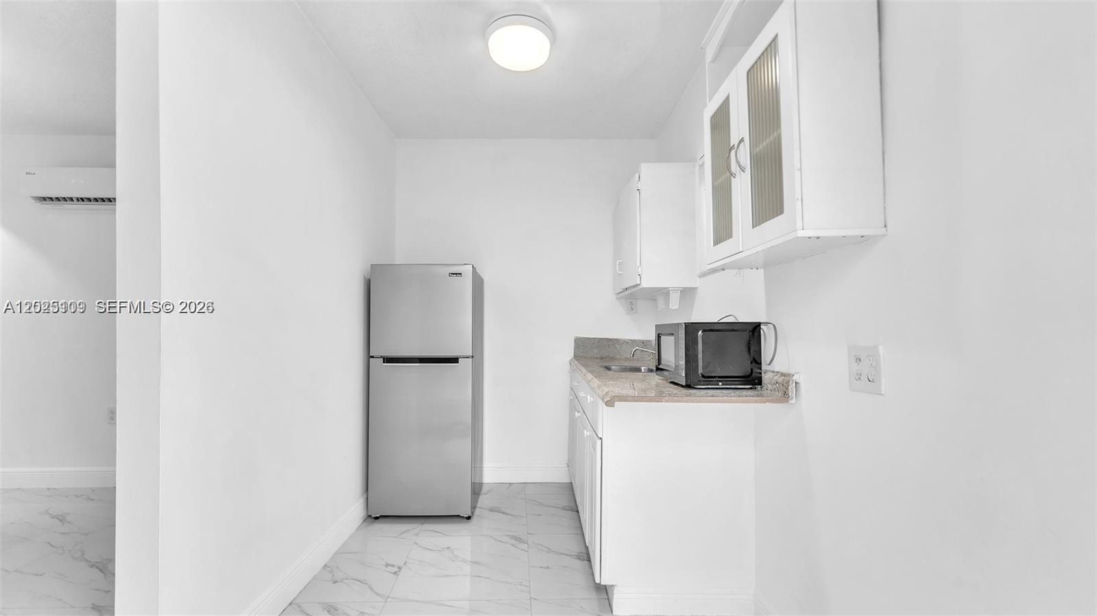3375 Southwest 1st Street Miami, FL 33135 - Photo 29 of 57