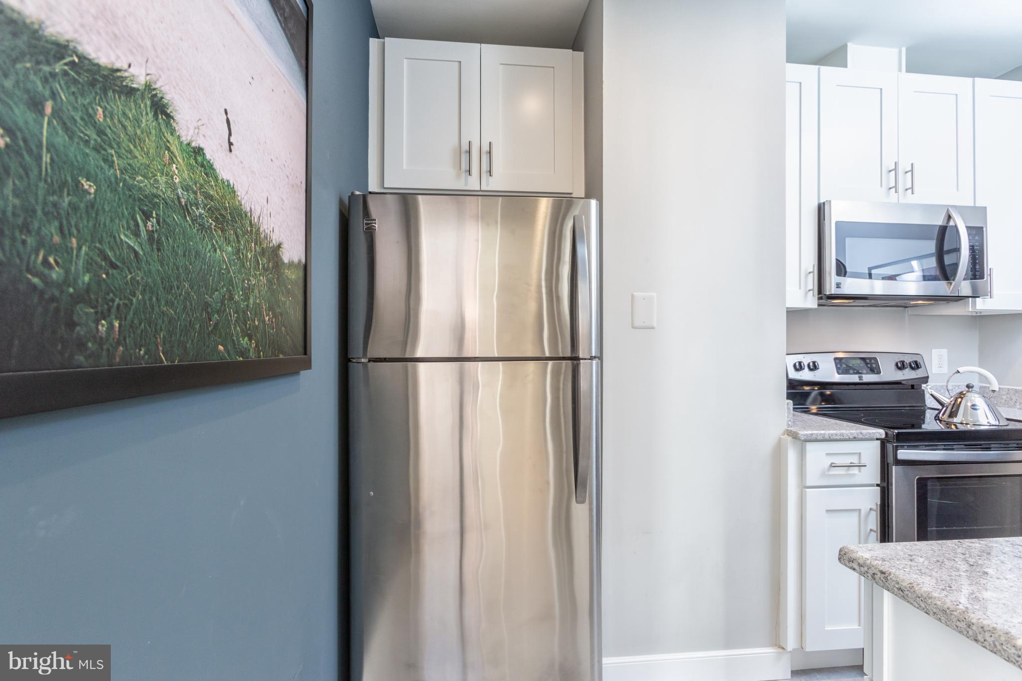 3299 K Street Northwest, Unit 402 Washington, DC 20007 - Photo 8 of 20 Kitchen